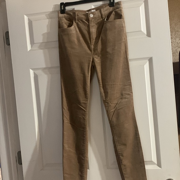 Loft - Picture 2 of 7